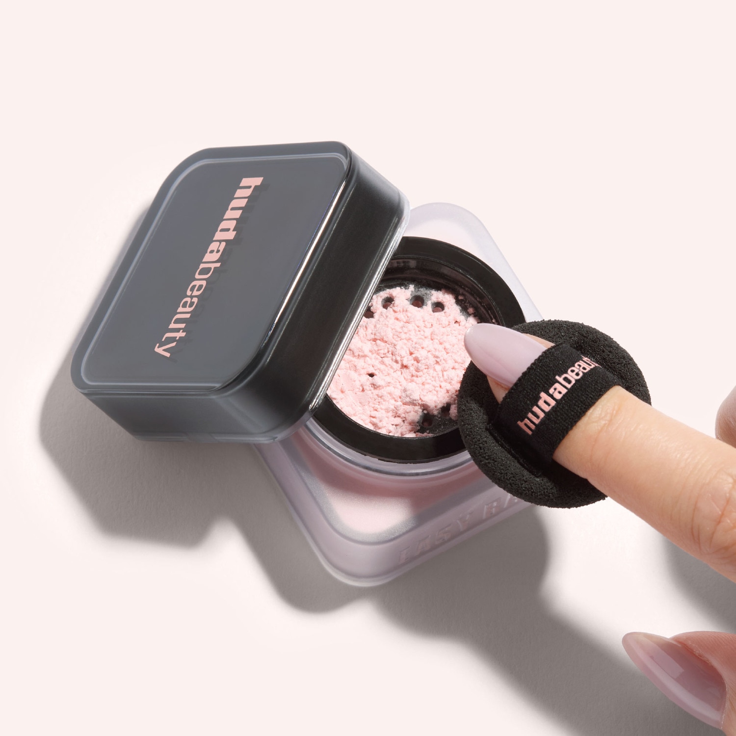 EASY BAKE LOOSE POWDER MINI (MINI POLVO FIJADOR DE MAQUILLAJE)